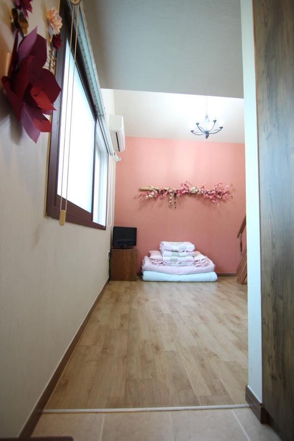 Eunhaengro 86.2 Hotel Чонджу Екстериор снимка